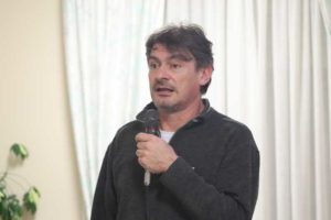 Esta fue la cuarta Barferencia del ciclo 2018-19 y se celebró en el bar O Couto de Camposancos, contando con una gran afluencia de asistentes lo que denota la importancia que tiene para la población guardesa el yacimiento arqueológico de Santa Trega.